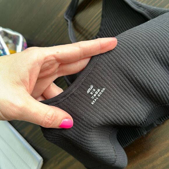 Aerie Real Good Black Button Down Seamless Cropped Bralette Tank Top - Picture 4 of 7